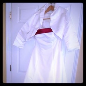 BEAUTIFUL WEDDING DRESS!